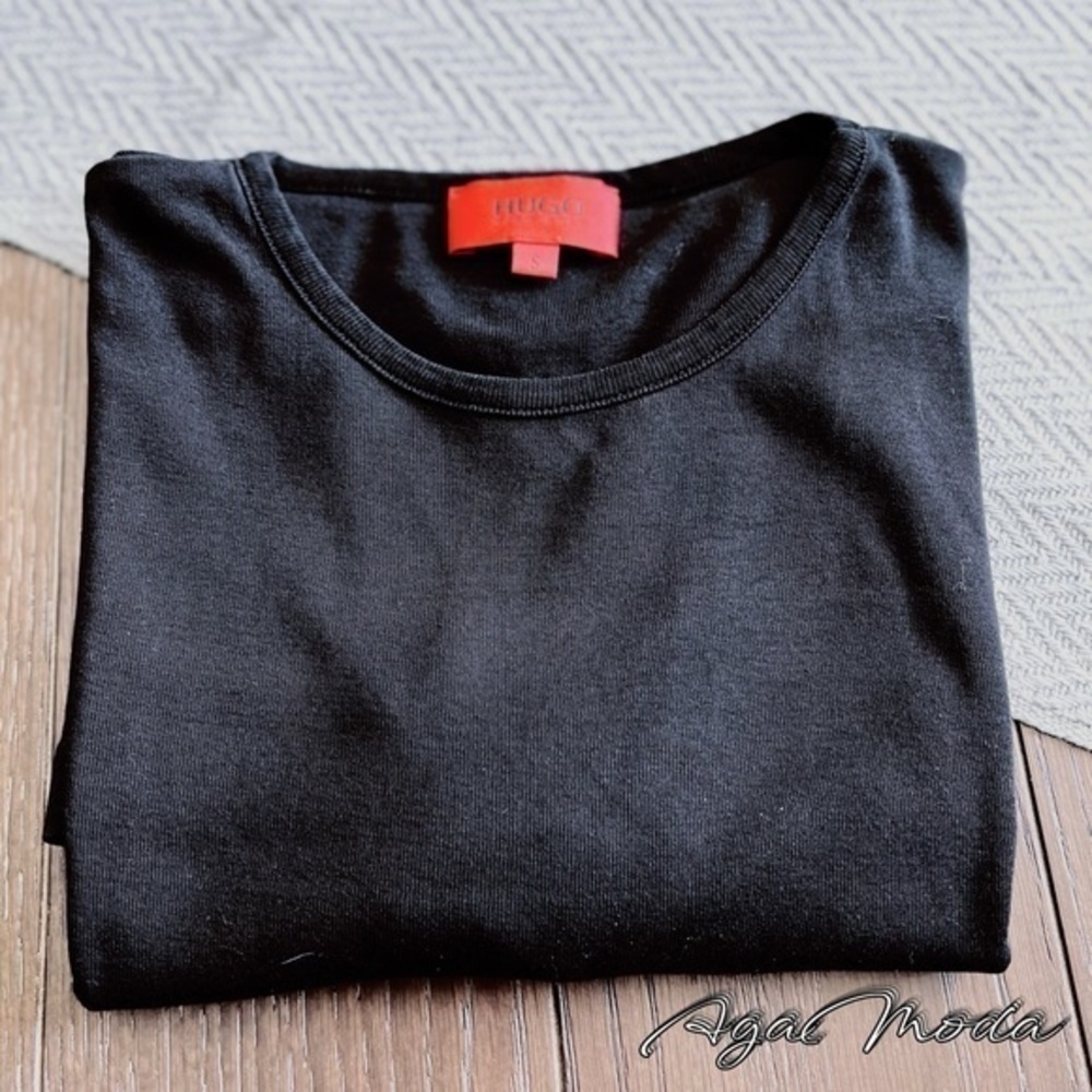 Hugo Boss Plain Black Tee